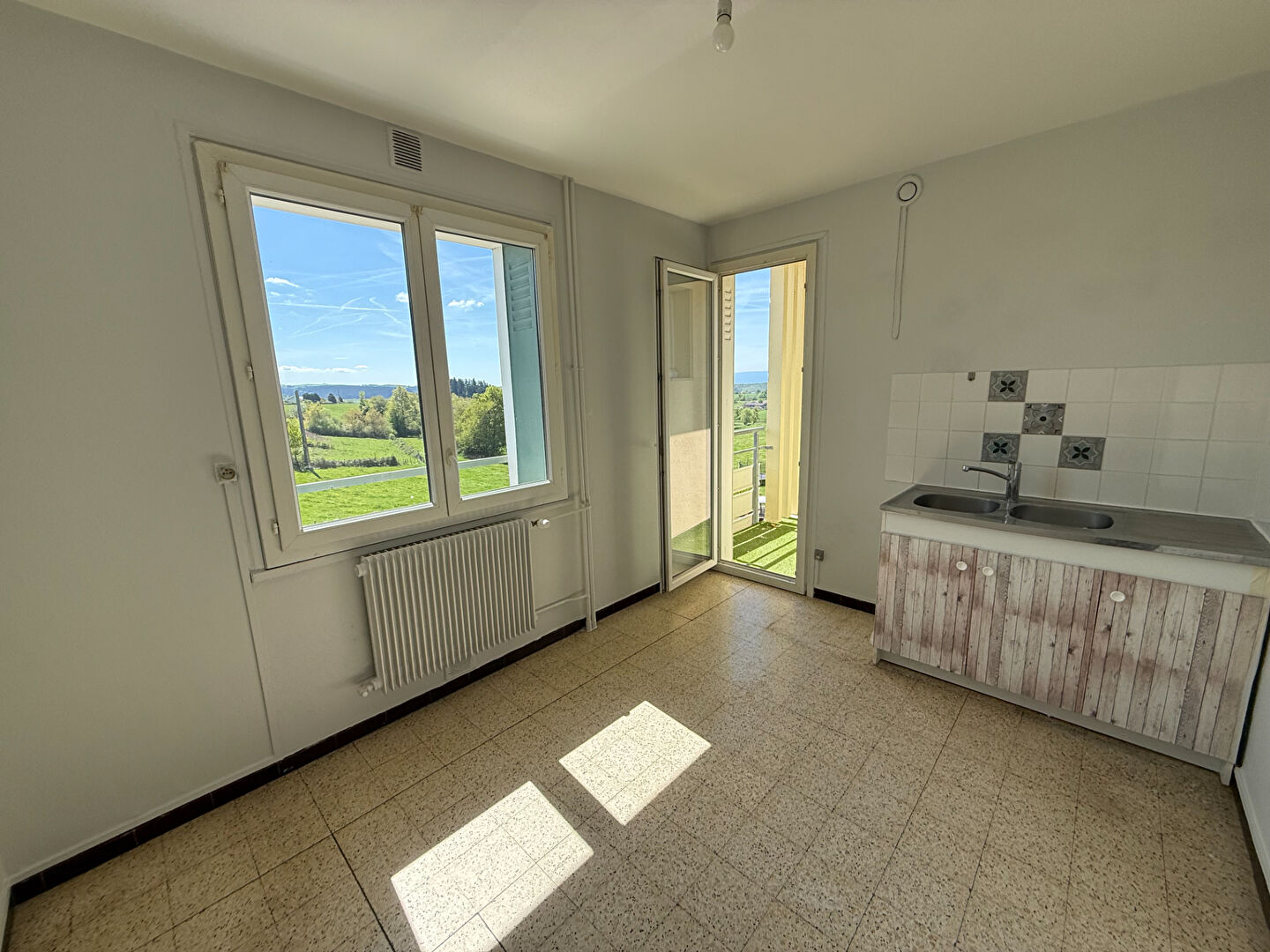 Appartement 5 pièces 88 m² · à Saint Just la Pendue · 88 m² · 668 €/mois