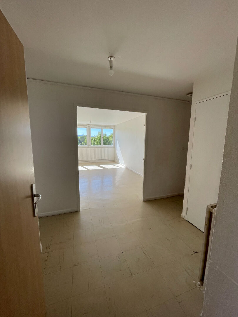 Appartement 5 pièces 88 m² · à Ambronay · 88 m² · 742 €/mois